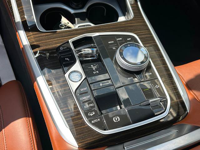 Used 2024 BMW X7 M60i w/ Executive Package AWD/4WD image 28