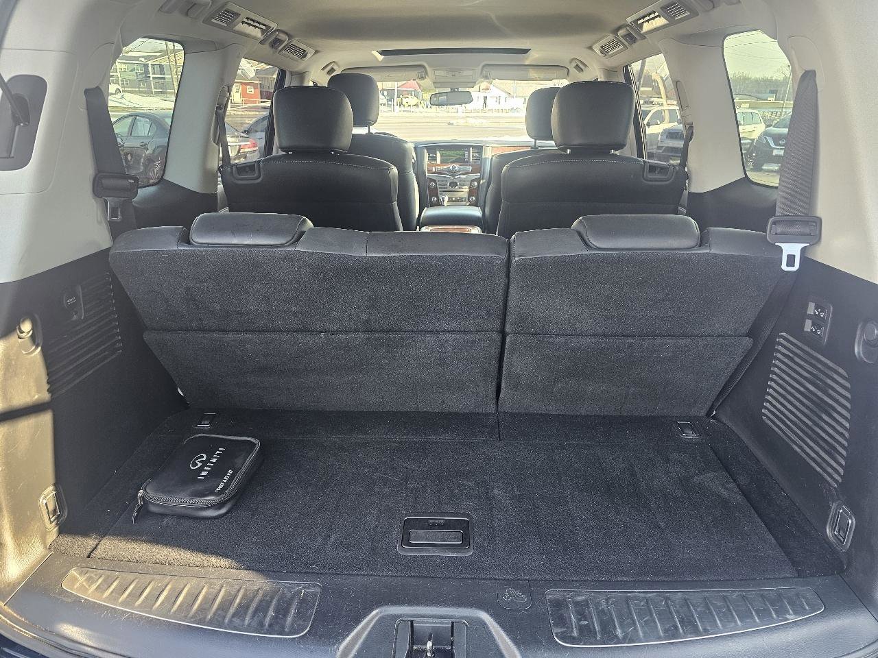 Used 2018 INFINITI QX80 Limited w/ All Season Package AWD/4WD image 16