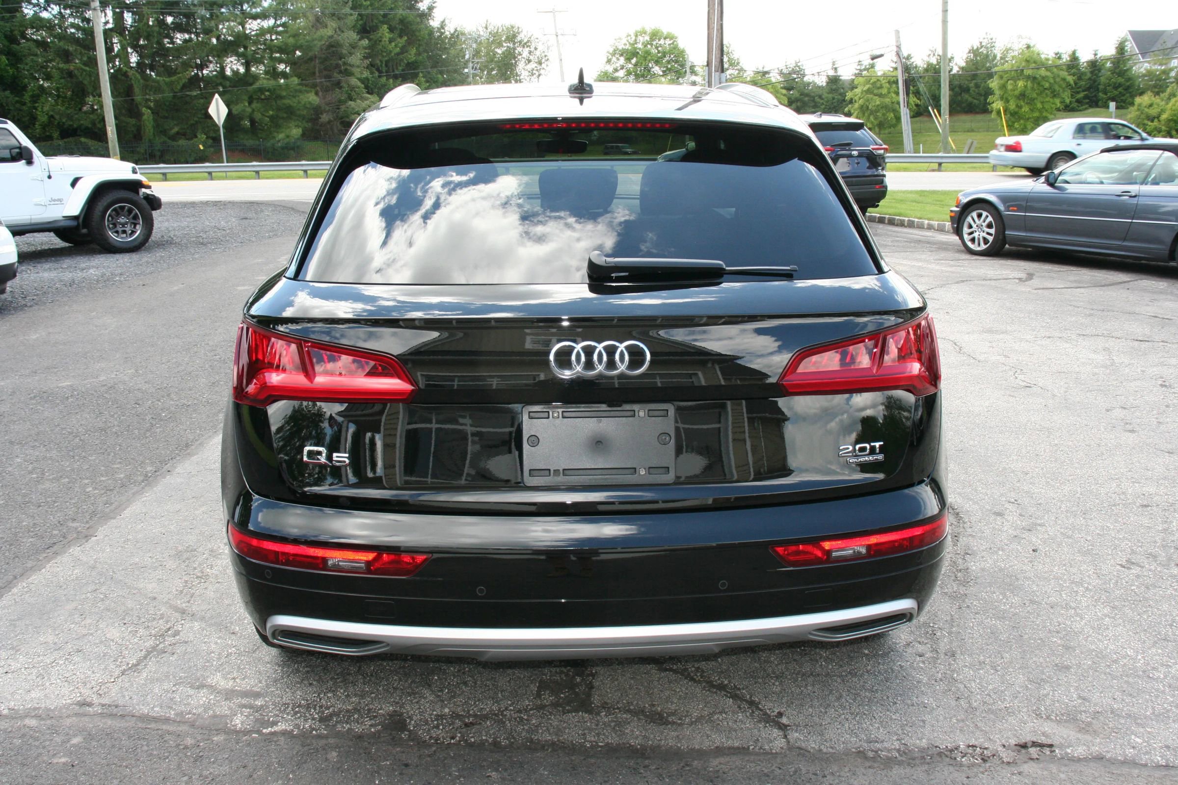 Used 2018 Audi Q5 2.0T Premium Plus w/ Premium Plus Package AWD/4WD image 26