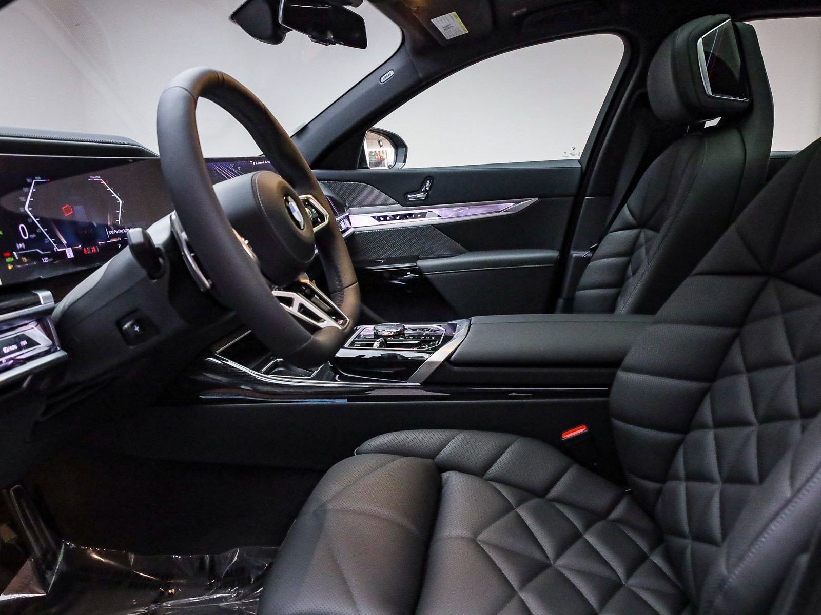 Used 2026 BMW 740i w/ Premium Package RWD image 19