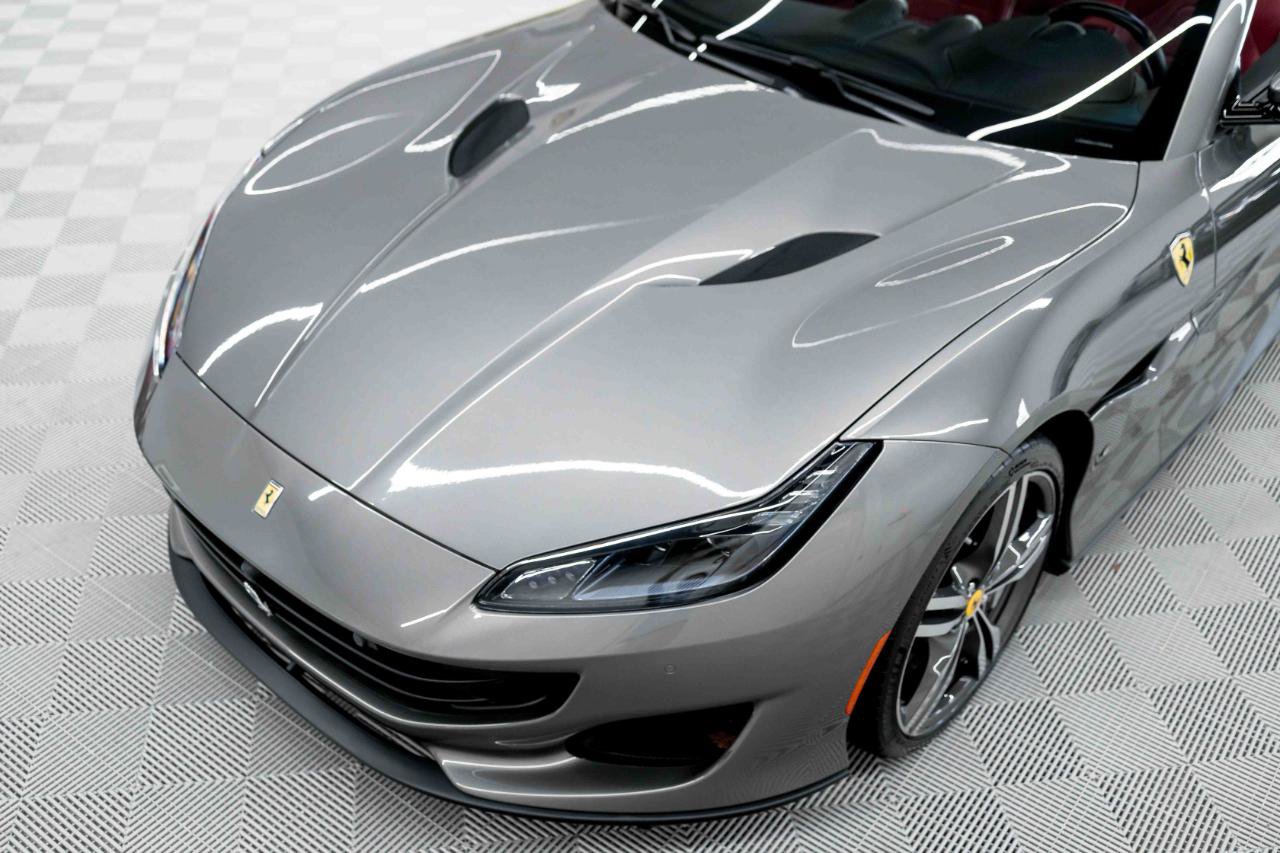 Used 2020 Ferrari Portofino RWD image 27