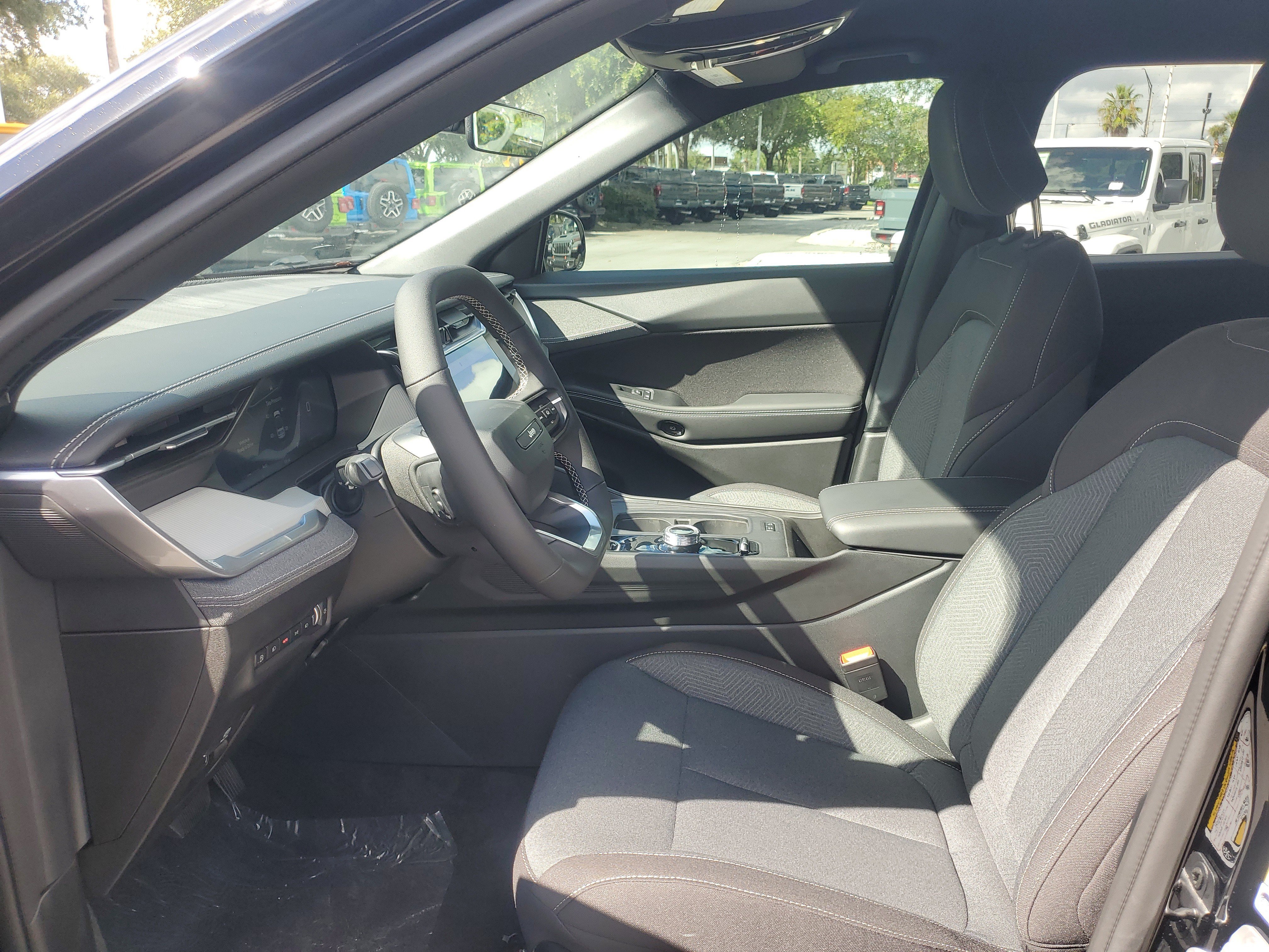 New 2026 Jeep Cherokee Laredo AWD/4WD image 12