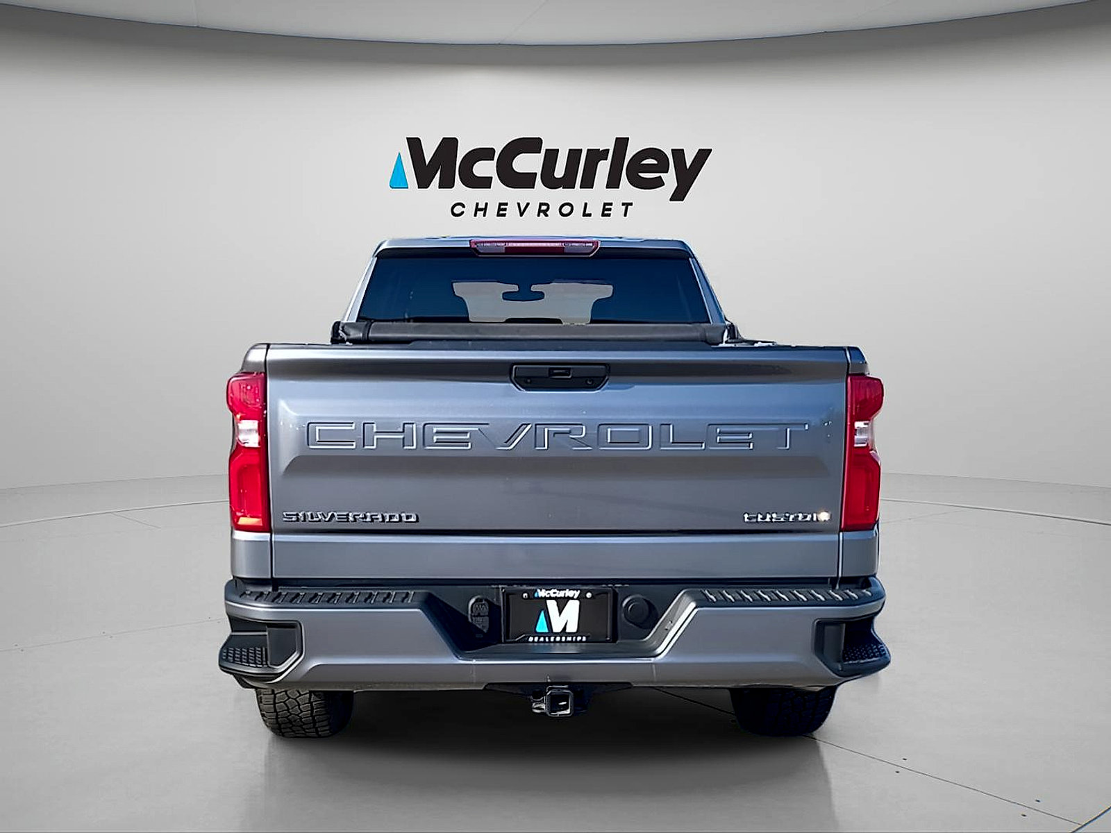Used 2021 Chevrolet Silverado 1500 Custom AWD/4WD image 6