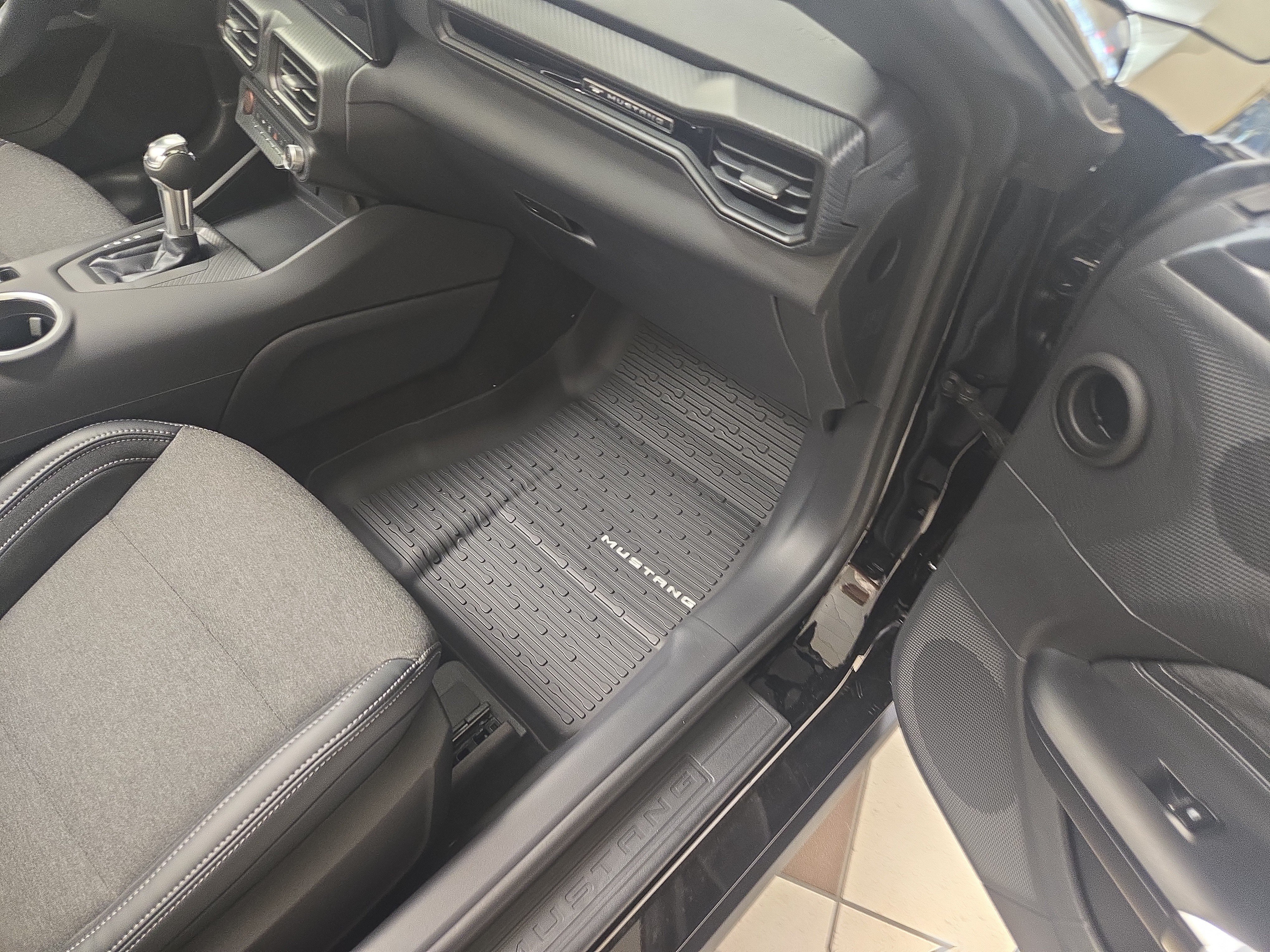 Used 2026 Ford Mustang Convertible RWD image 22