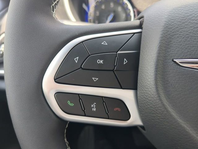 New 2025 Chrysler Voyager LX image 23