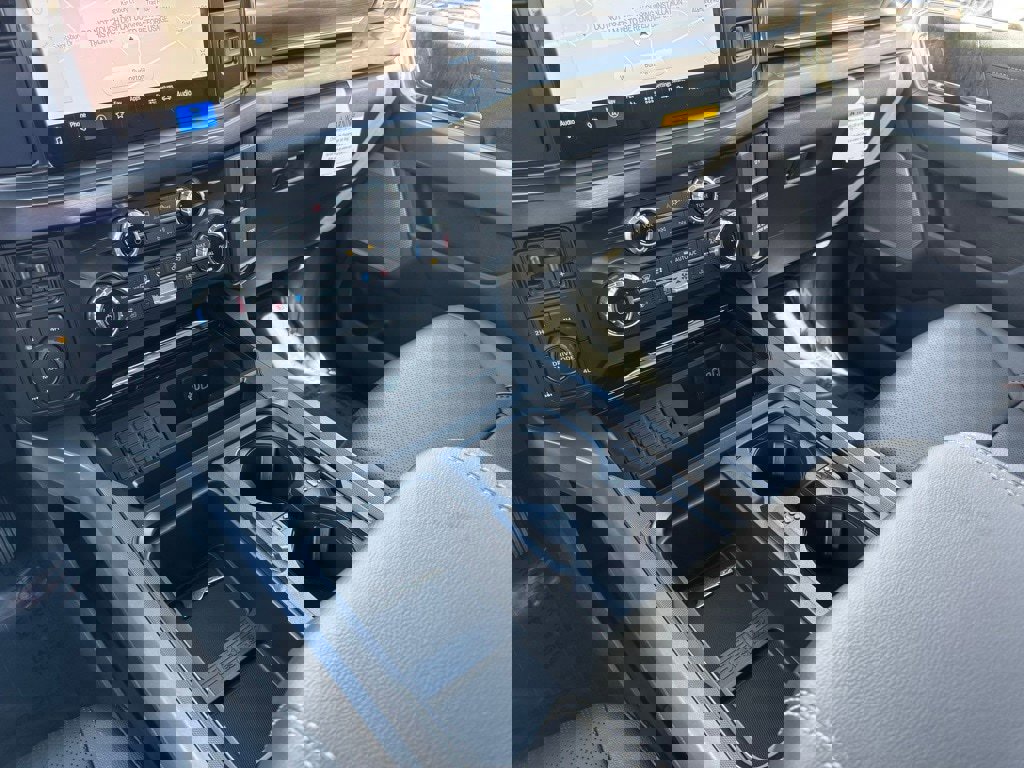 New 2026 Ford F250 Lariat w/ FX4 Off-Road Package image 38