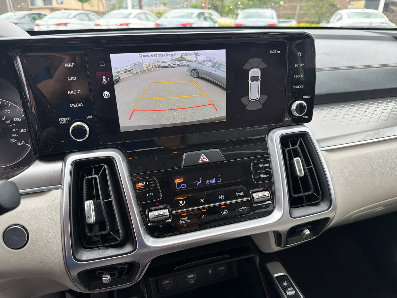 Used 2023 Kia Sorento EX image 7