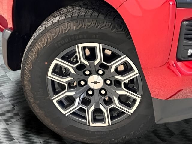 Certified 2024 Chevrolet Colorado Z71 w/ Z71 Convenience Package 2 AWD/4WD image 22
