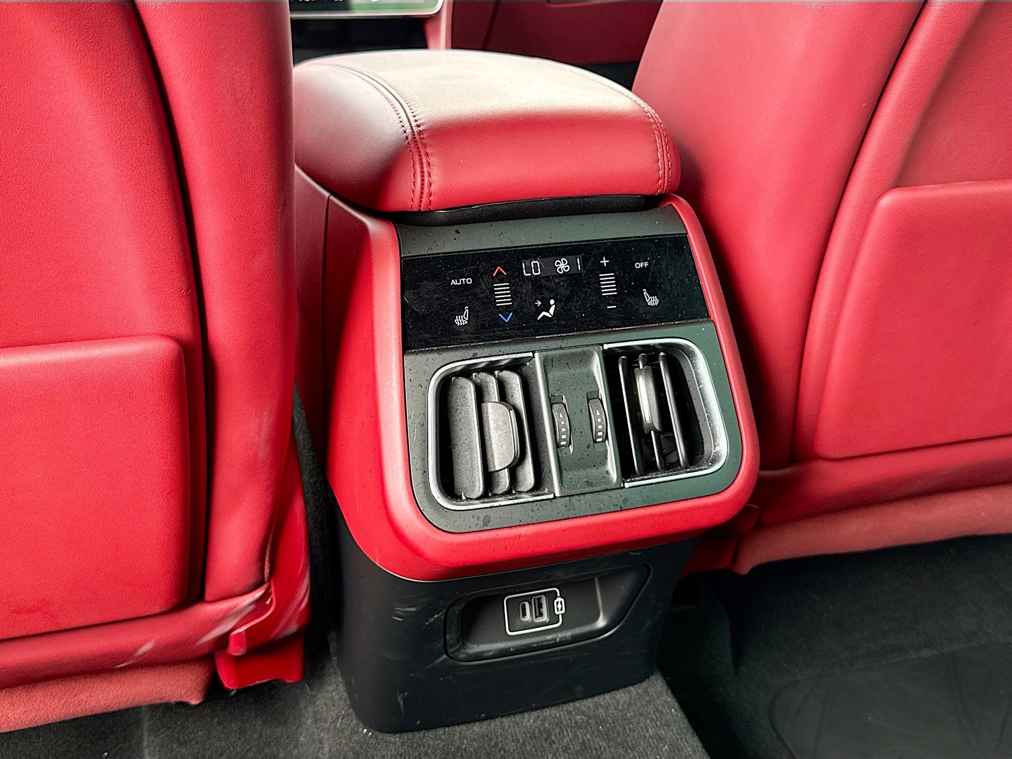 Used 2023 Maserati Grecale Modena AWD/4WD image 20