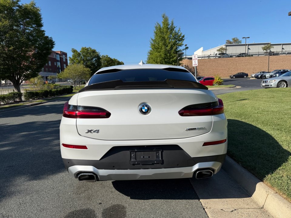 Used 2025 BMW X4 xDrive30i w/ Premium Package AWD/4WD image 14