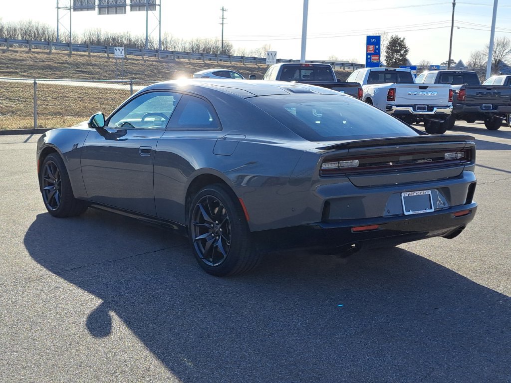 New 2026 Dodge Charger Scat Pack w/ Blacktop Package AWD/4WD image 4