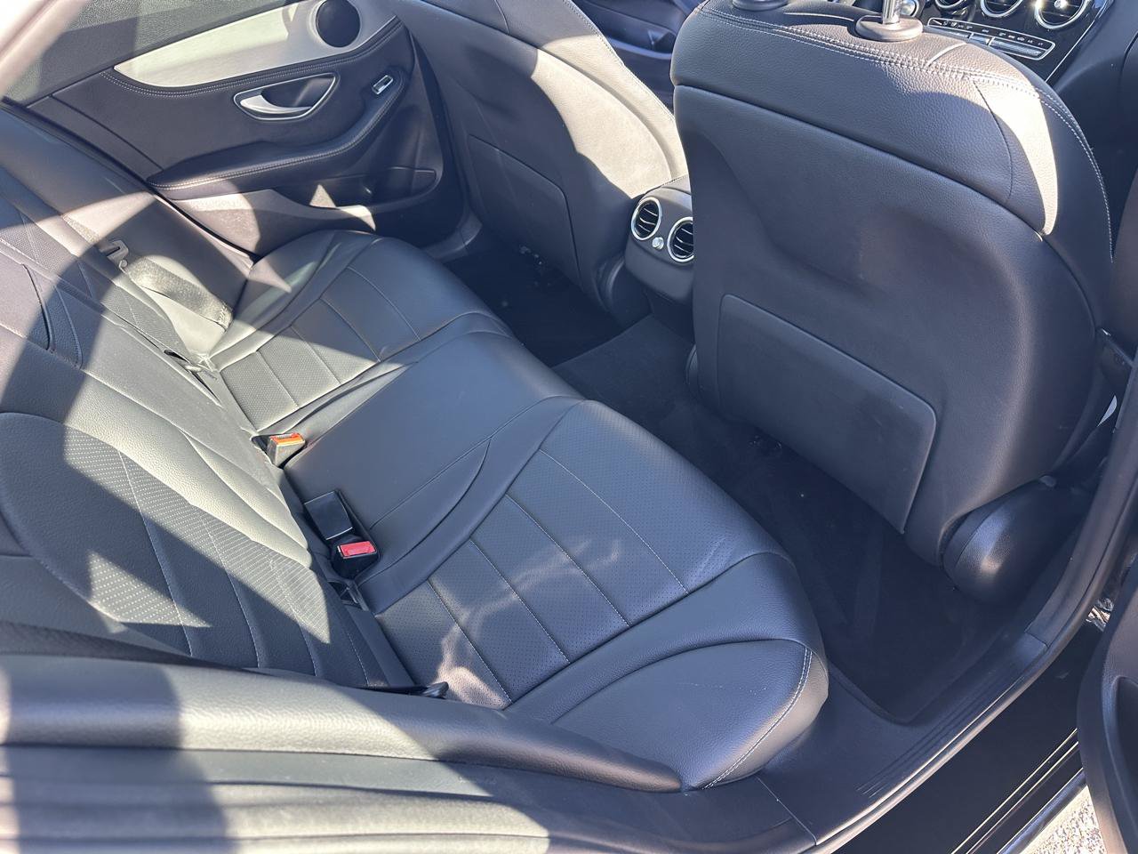 Used 2016 Mercedes-Benz C 300 4MATIC Sedan image 23