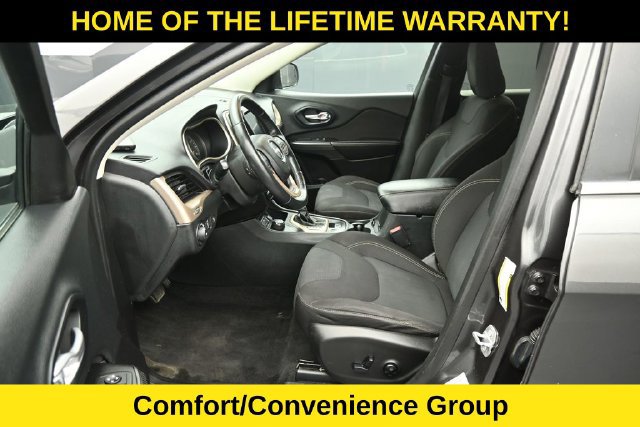 Used 2015 Jeep Cherokee Latitude w/ Comfort/Convenience Group AWD/4WD image 14