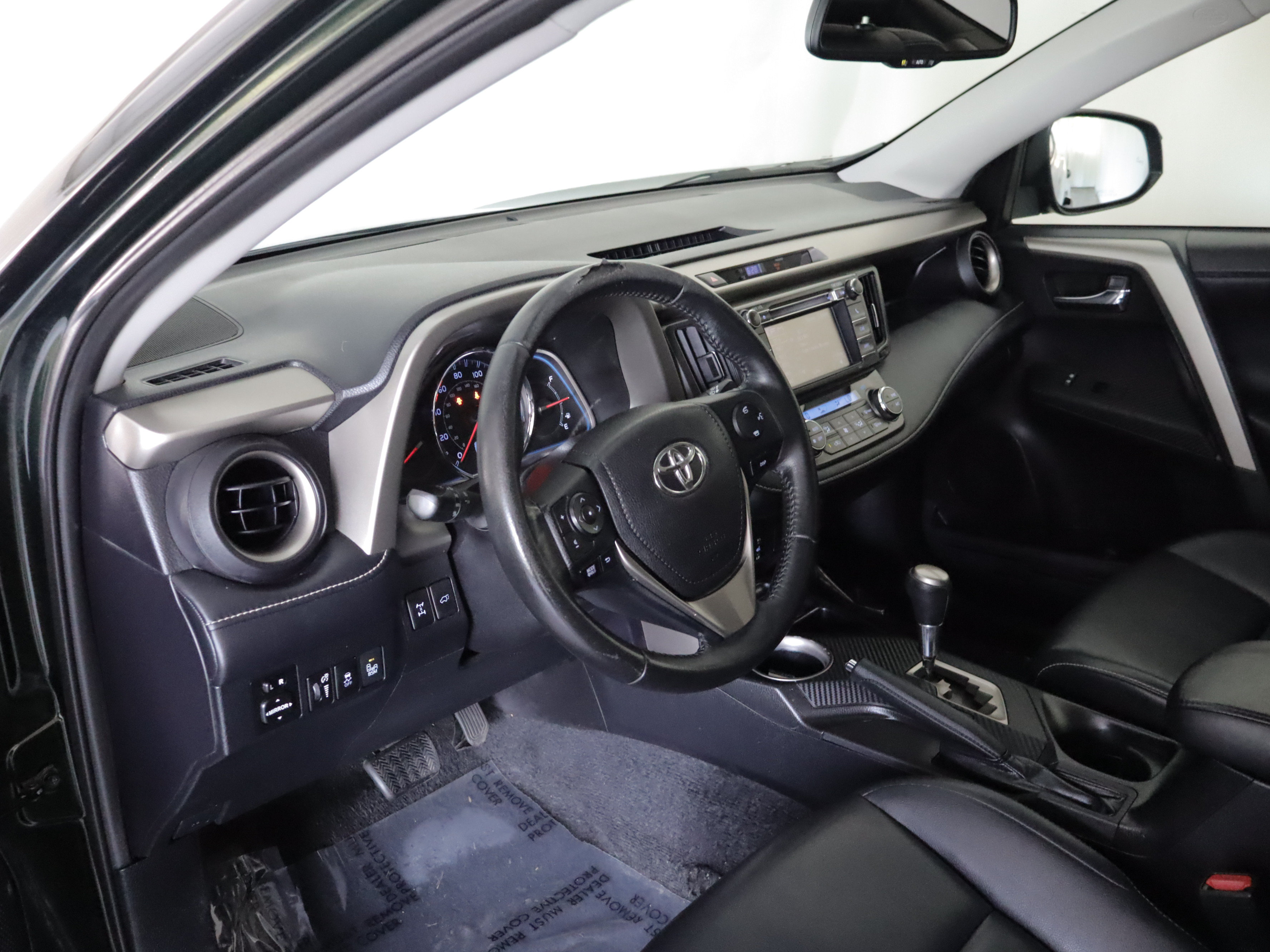 Used 2013 Toyota RAV4 Limited AWD/4WD image 11