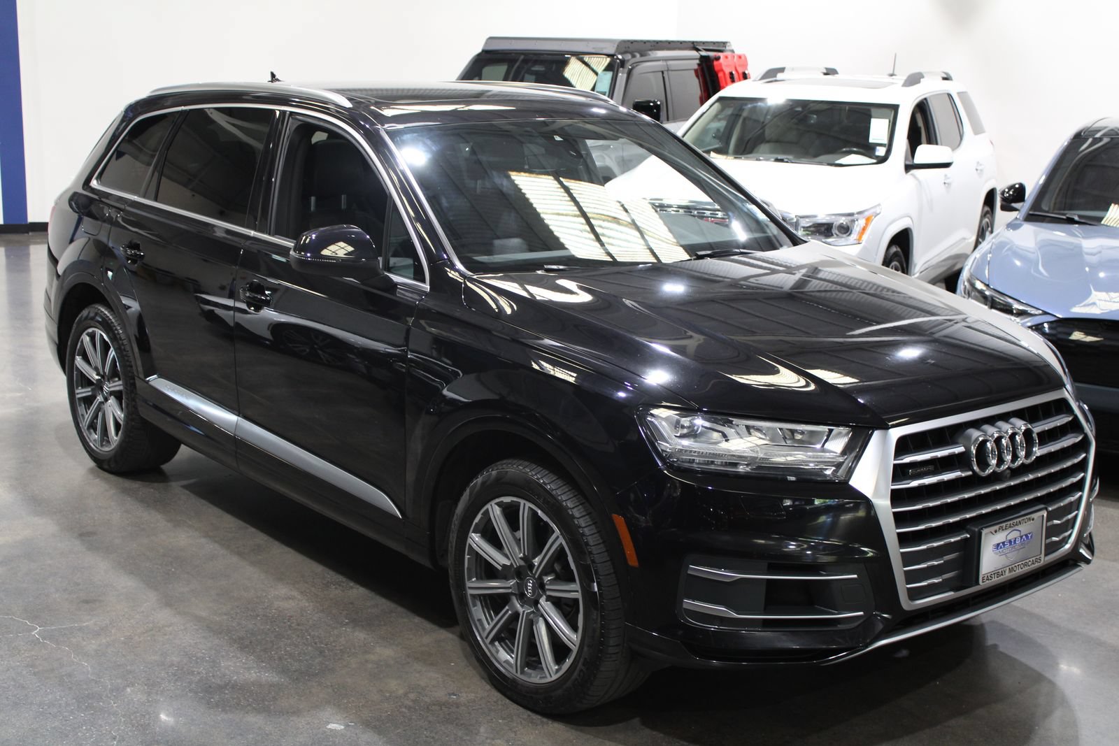 Used 2017 Audi Q7 3.0T Premium Plus AWD/4WD image 5