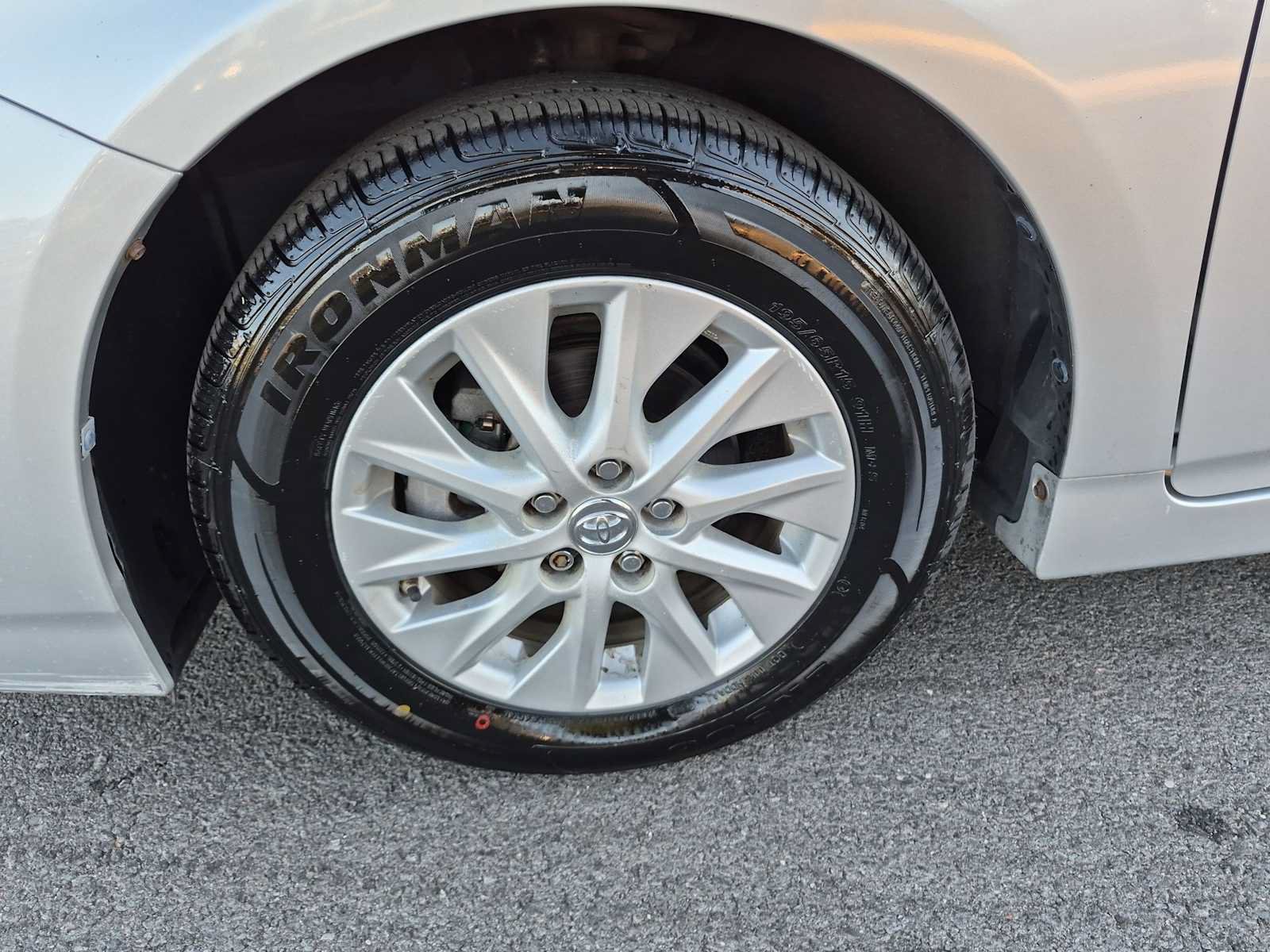 Used 2013 Toyota Prius Prime Plug-In Hybrid FWD image 14