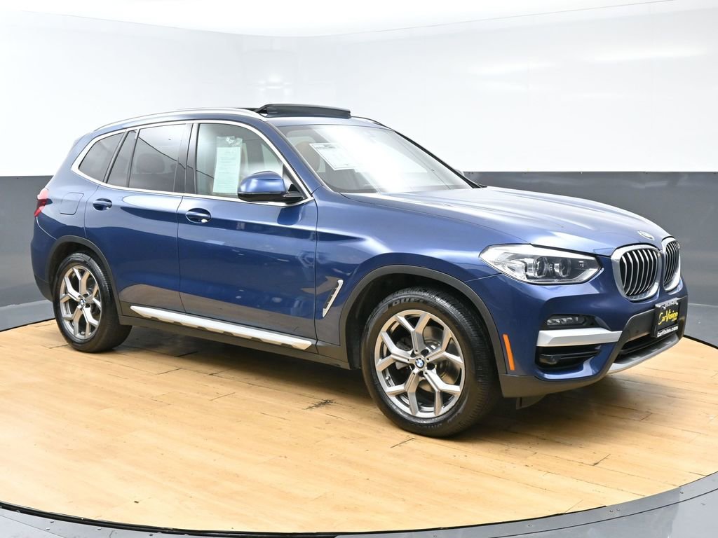 Used 2021 BMW X3 xDrive30i AWD/4WD image 2