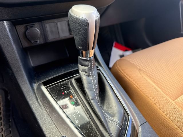 Used 2016 Toyota Corolla LE FWD image 25