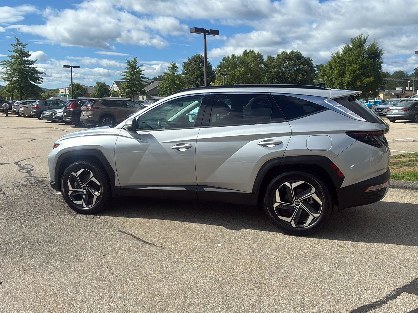 Certified 2024 Hyundai Tucson Limited AWD/4WD image 9