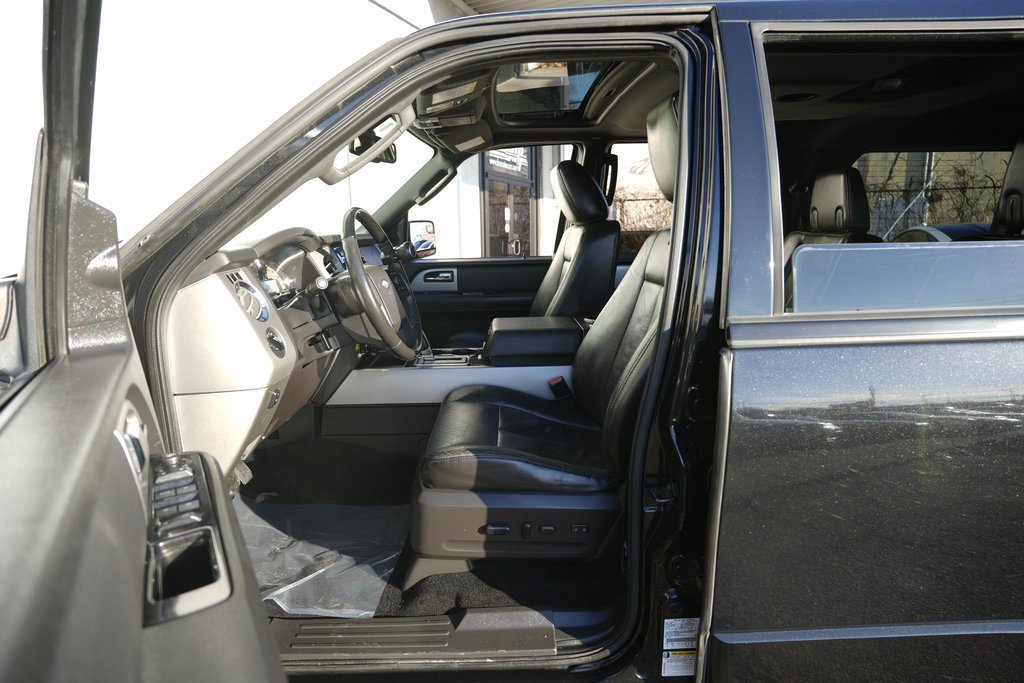 Used 2013 Ford Expedition EL Limited image 23