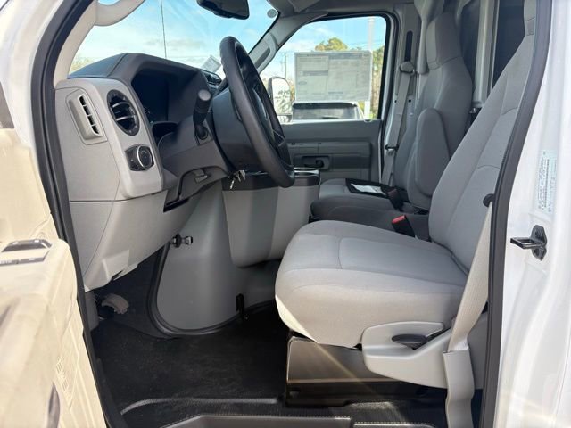 New 2025 Ford E-350 and Econoline 350 Super Duty w/ Power Equipment Group image 9