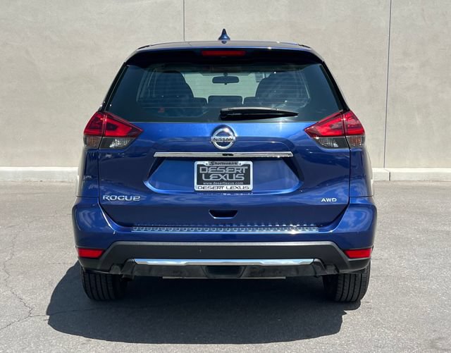 Used 2018 Nissan Rogue S AWD/4WD image 8