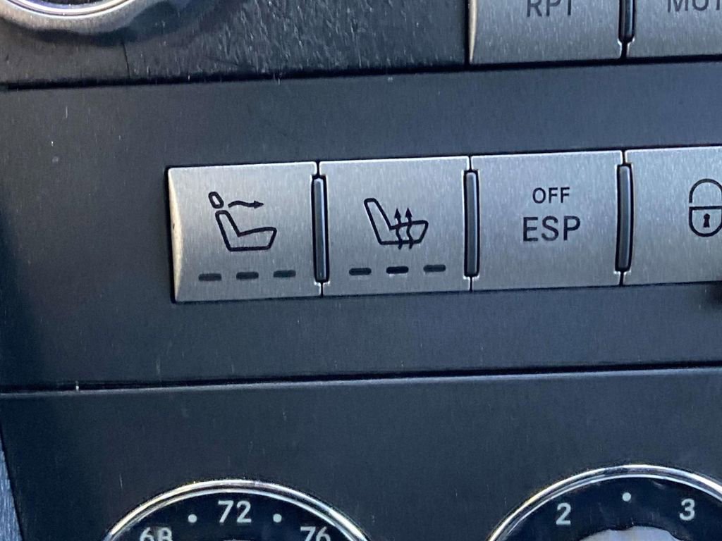 Used 2007 Mercedes-Benz SLK 350 image 12