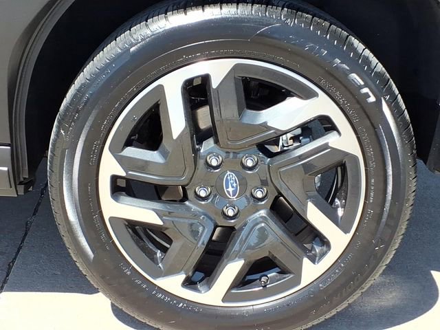 Certified 2025 Subaru Forester Limited AWD/4WD image 11
