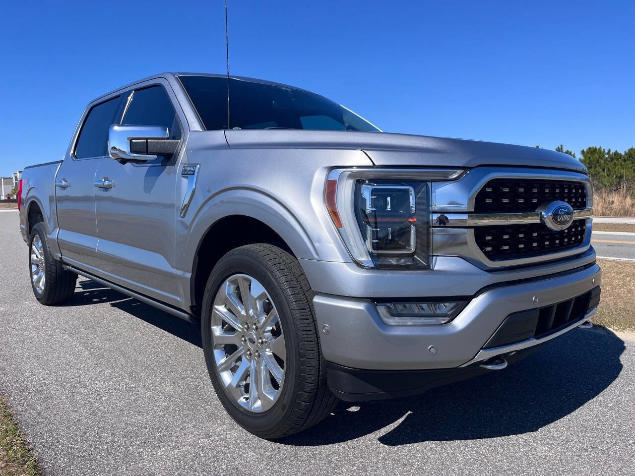 Used 2022 Ford F150 Platinum w/ Equipment Group 701A High image 17