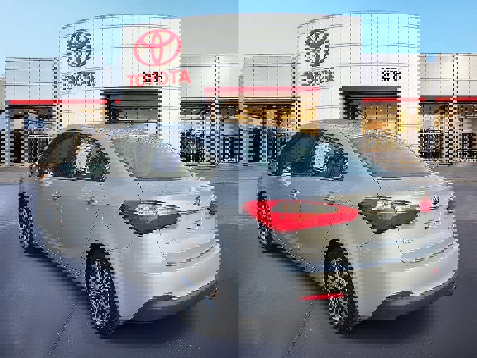 Used 2016 Kia Forte EX w/ EX Premium Package image 7