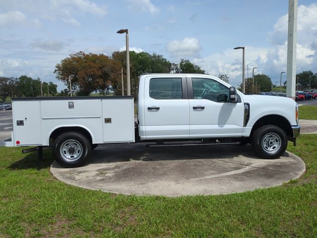 New 2026 Ford F250 XL w/ XL Chrome Package AWD/4WD image 4