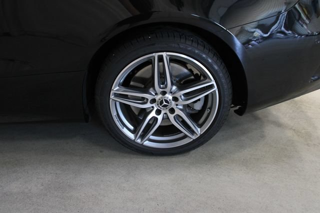 Used 2018 Mercedes-Benz E 400 4MATIC Coupe image 35