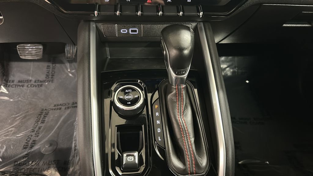 Used 2024 Chevrolet Colorado Z71 w/ Advanced Trailering Package image 26