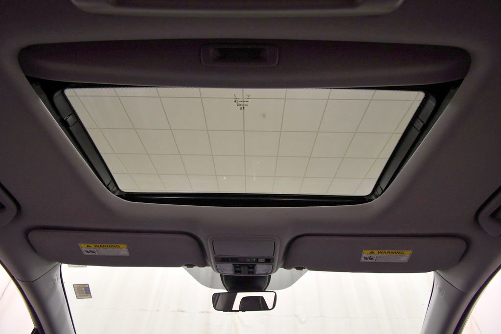 Certified 2024 Honda Odyssey Elite image 17