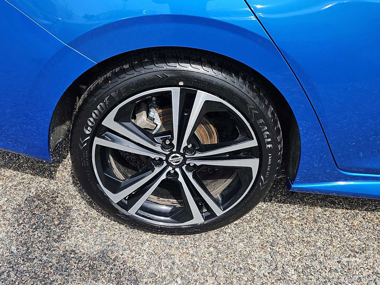 Used 2020 Nissan Sentra SR image 9