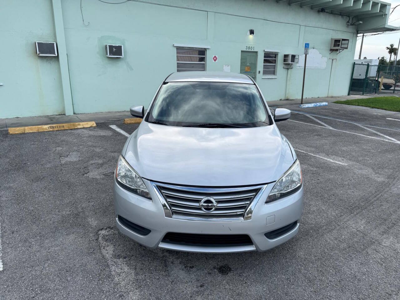 Used 2014 Nissan Sentra SV w/ SV Driver Package FWD image 12