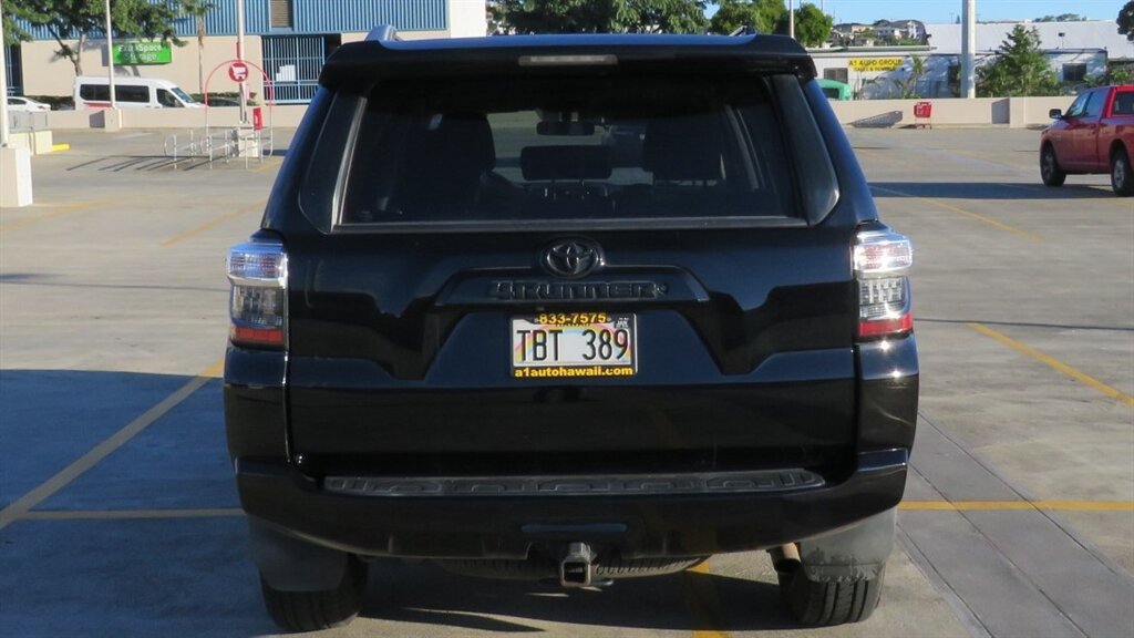 Used 2016 Toyota 4Runner SR5 image 8