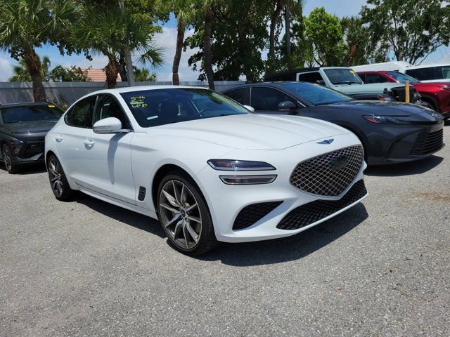 Used 2025 Genesis G70 2.5T image 11