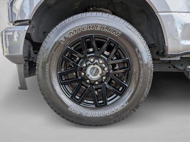 Used 2022 Ford F250 Lariat w/ Black Appearance Package image 24