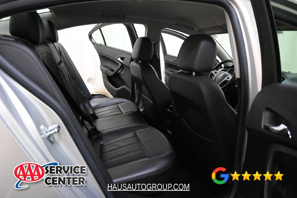 Used 2011 Buick Regal CXL w/ RL3 Preferred Equipment Group FWD image 13