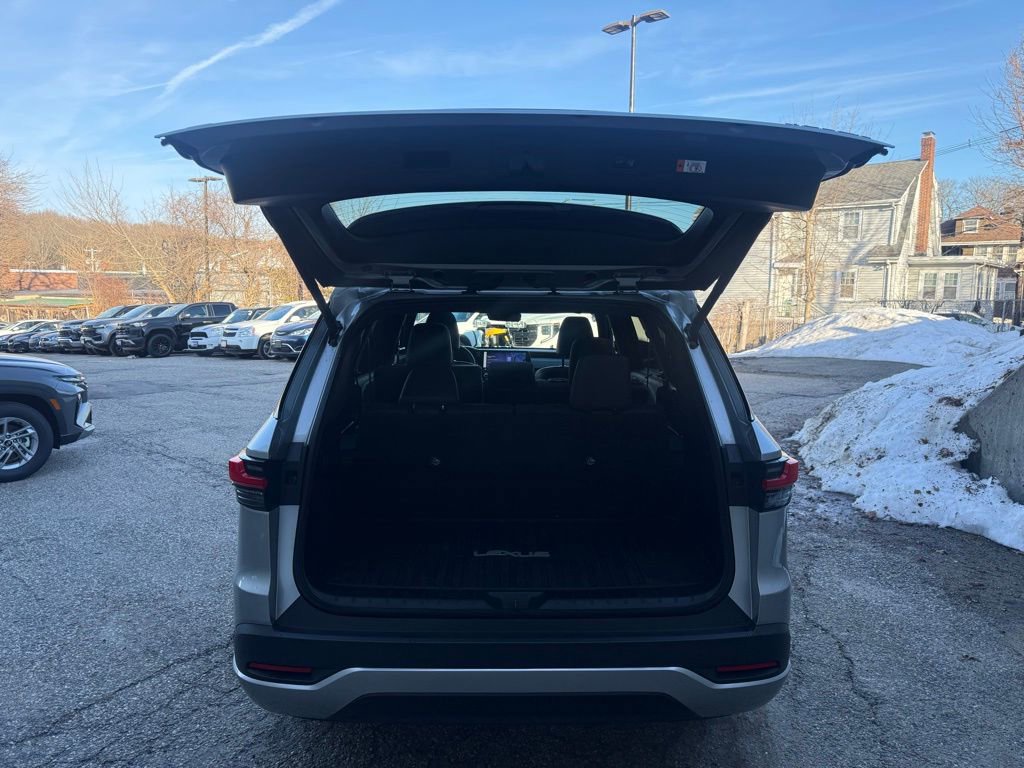 Used 2024 Lexus TX 350 AWD w/ Technology Package image 5