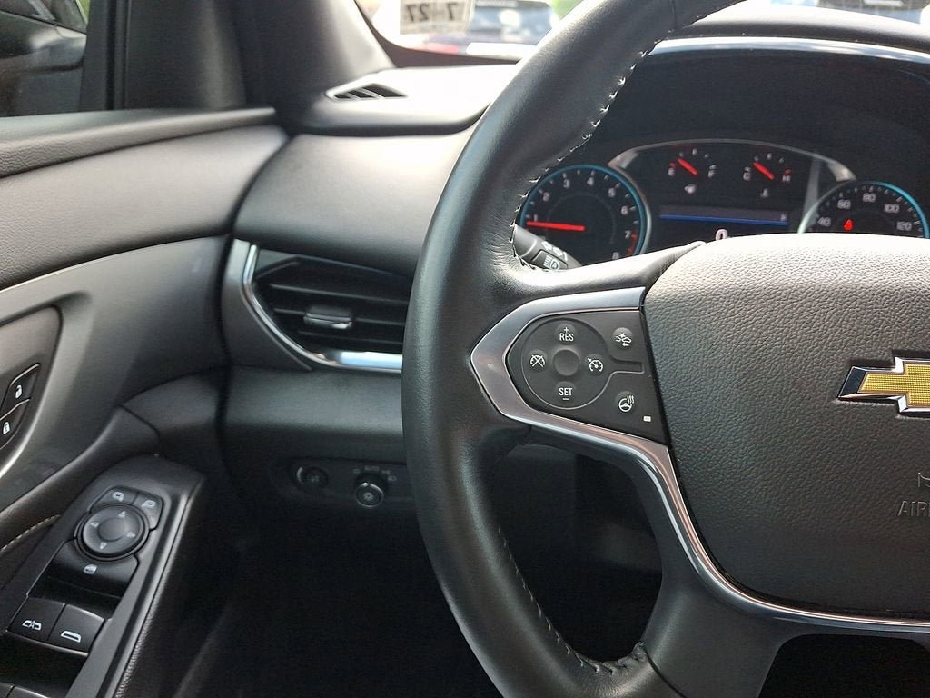 Certified 2022 Chevrolet Traverse LT w/ LPO, Cargo Package FWD image 22