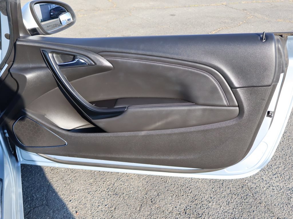 Used 2019 Buick Cascada Premium FWD image 28