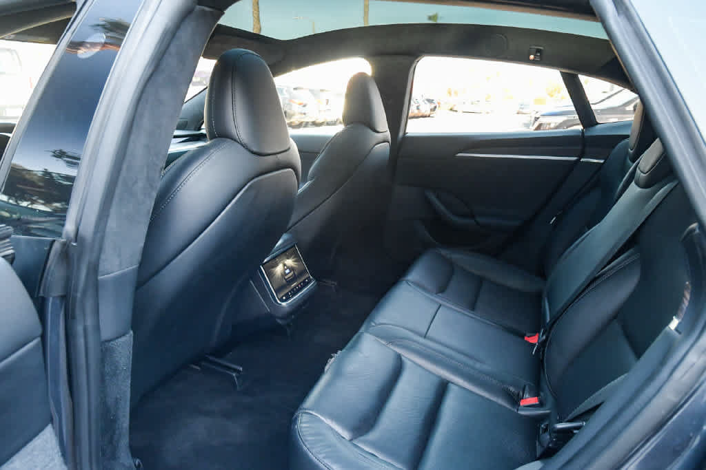 Used 2023 Tesla Model S AWD/4WD image 20