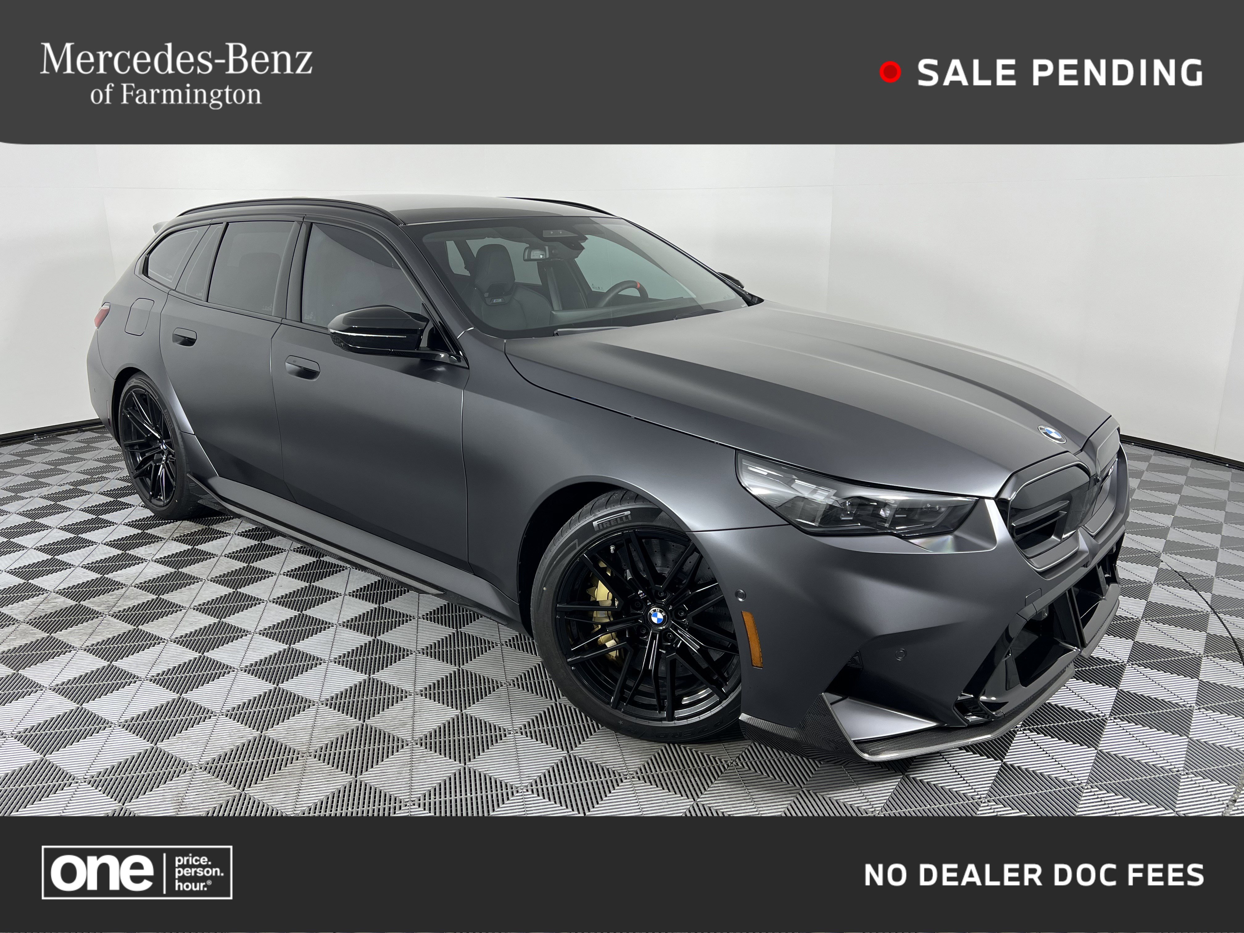 Used 2026 BMW M5 Touring image 1