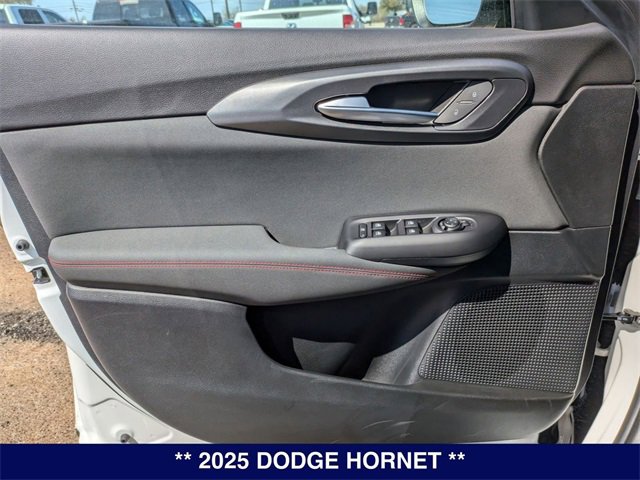 New 2025 Dodge Hornet GT image 9