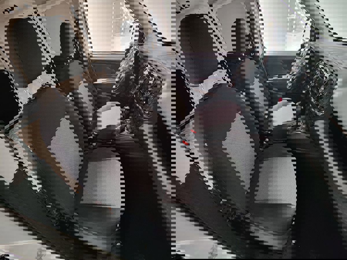 Used 2021 RAM ProMaster City Tradesman image 14