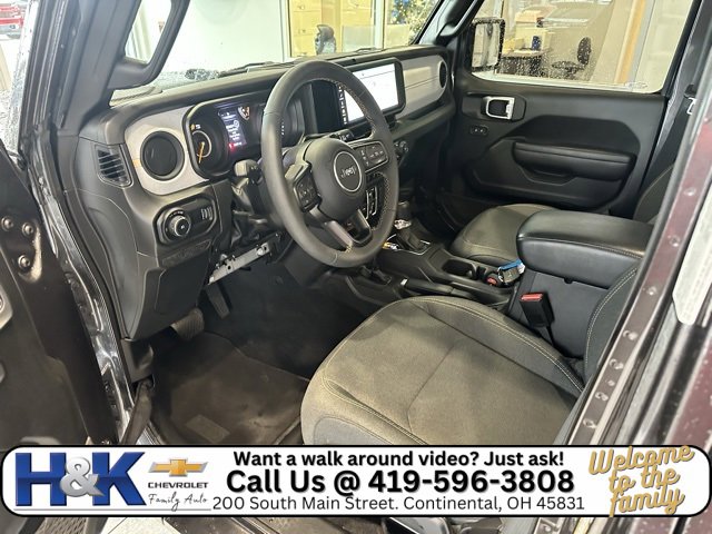 Used 2024 Jeep Wrangler Sport S image 7