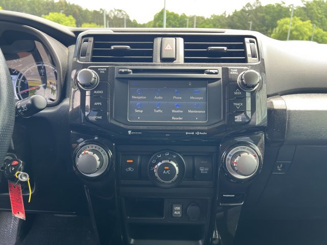 Used 2018 Toyota 4Runner TRD Off-Road AWD/4WD image 13