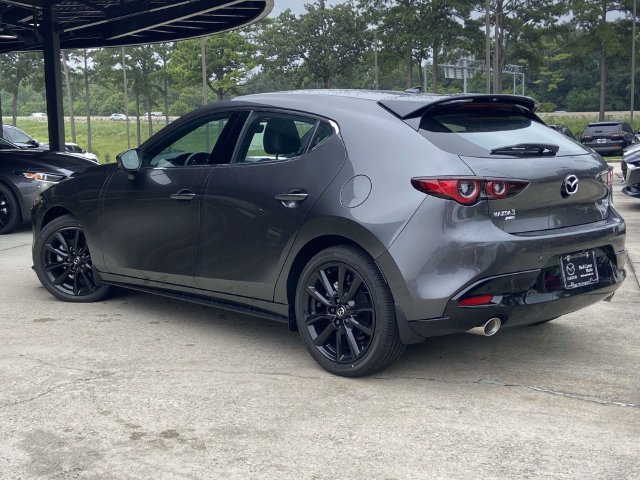 New 2026 MAZDA MAZDA3 Hatchback w/Premium Plus Pkg AWD/4WD image 3